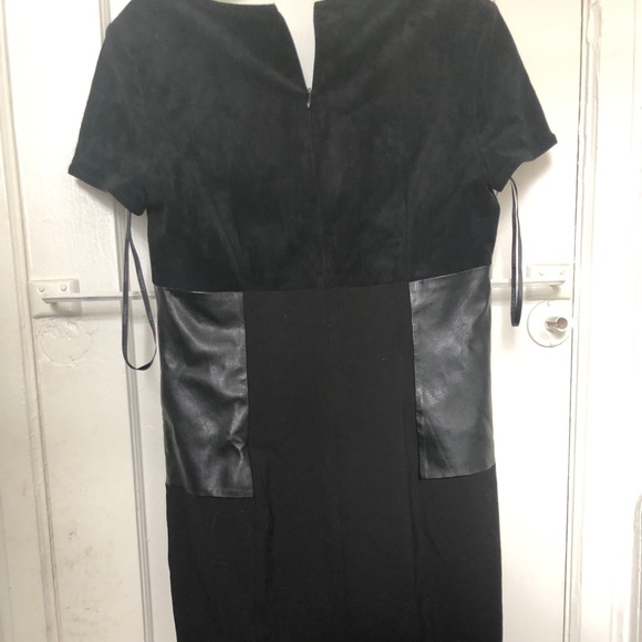 Black leather and suede dress - Picture 2 of 3